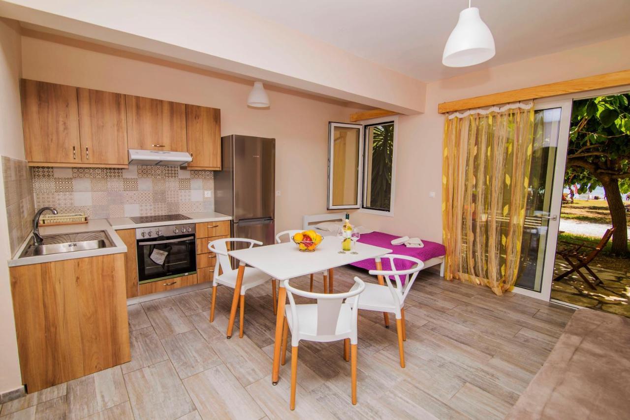 Nefeli Appartement Vasilikí Buitenkant foto